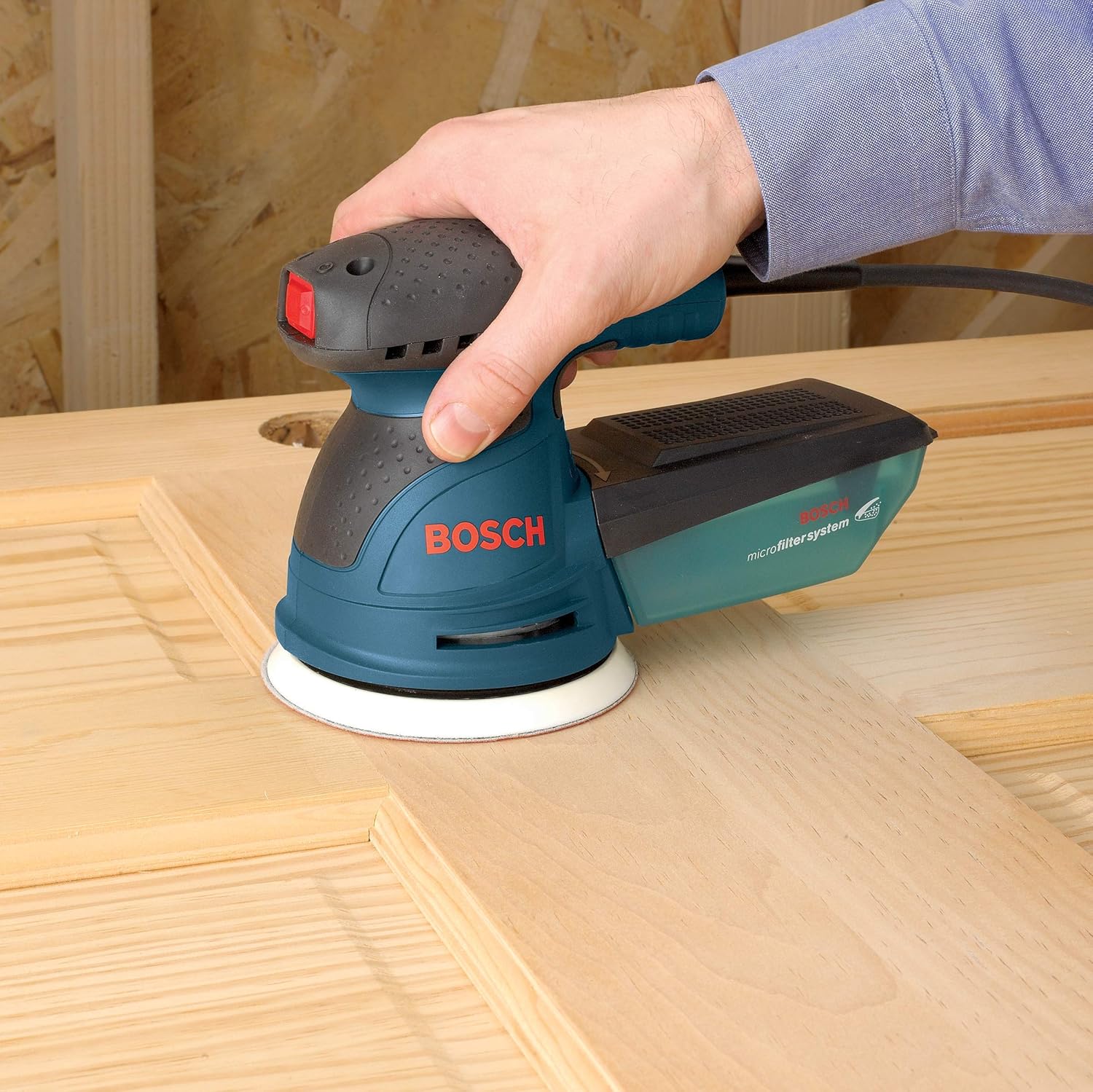 Bosch ROS20VSC palm sander.