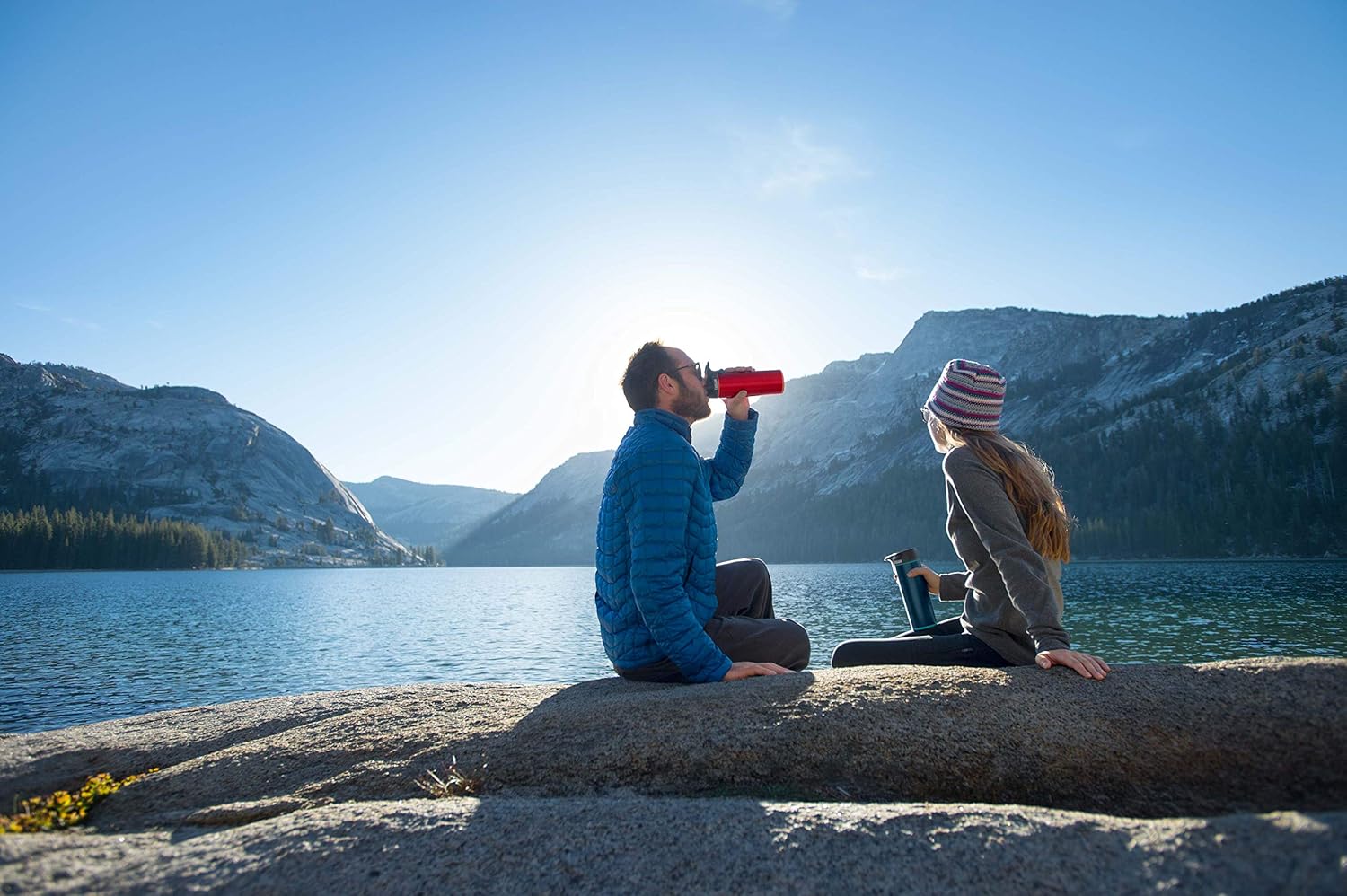 CamelBak Forge 16oz travel mug.
