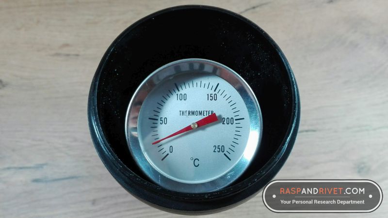 After 300 minutes, the coffee had a temperature of 21 degrees Celsius. After 300 minutes, the coffee had a temperature of 21 degrees Celsius.